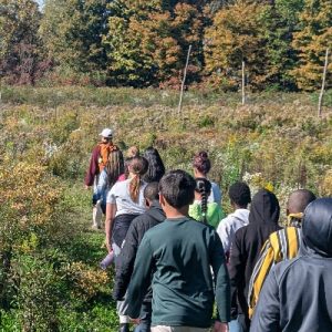 ecosystemtour_5thgradeFieldTrip_Hikingmeadowntrail_400x400